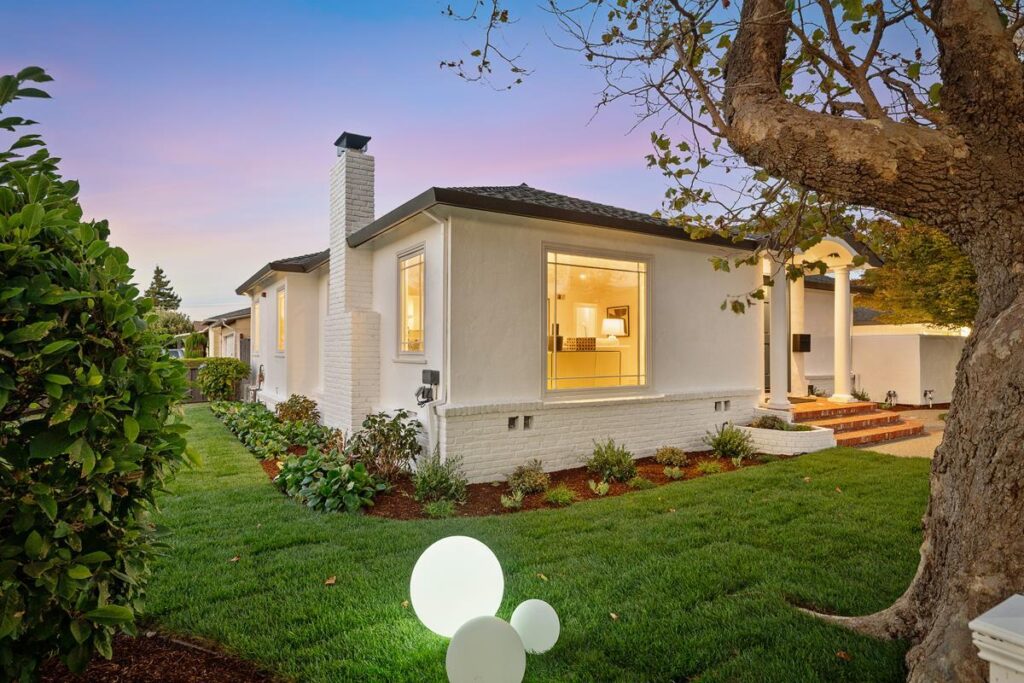 A complete first-time home buyer guide covering budgeting, mortgages, and the 2026 California market. Expert advice from Canas Real Estate Group.